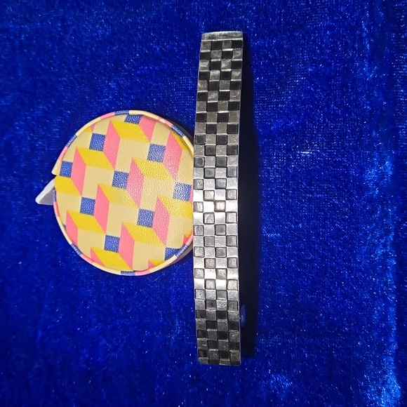 Lrg. Hair Barette - Off to the Races - Picture 4 of 4